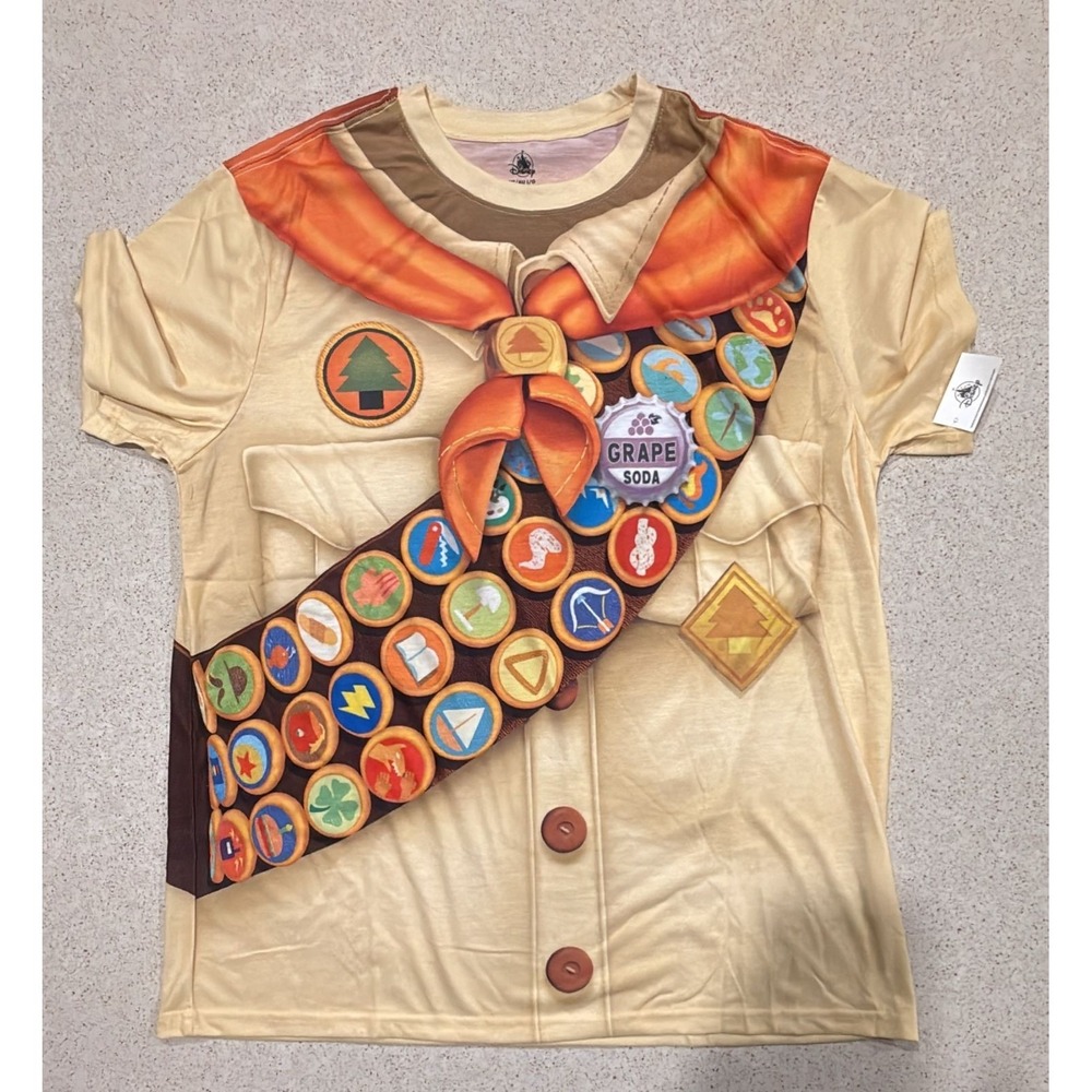 DISNEY PARKS / PIXAR / UP - RUSSELL  WILDERNESS EXPLORER / T-SHIRT / ADULT LARGE